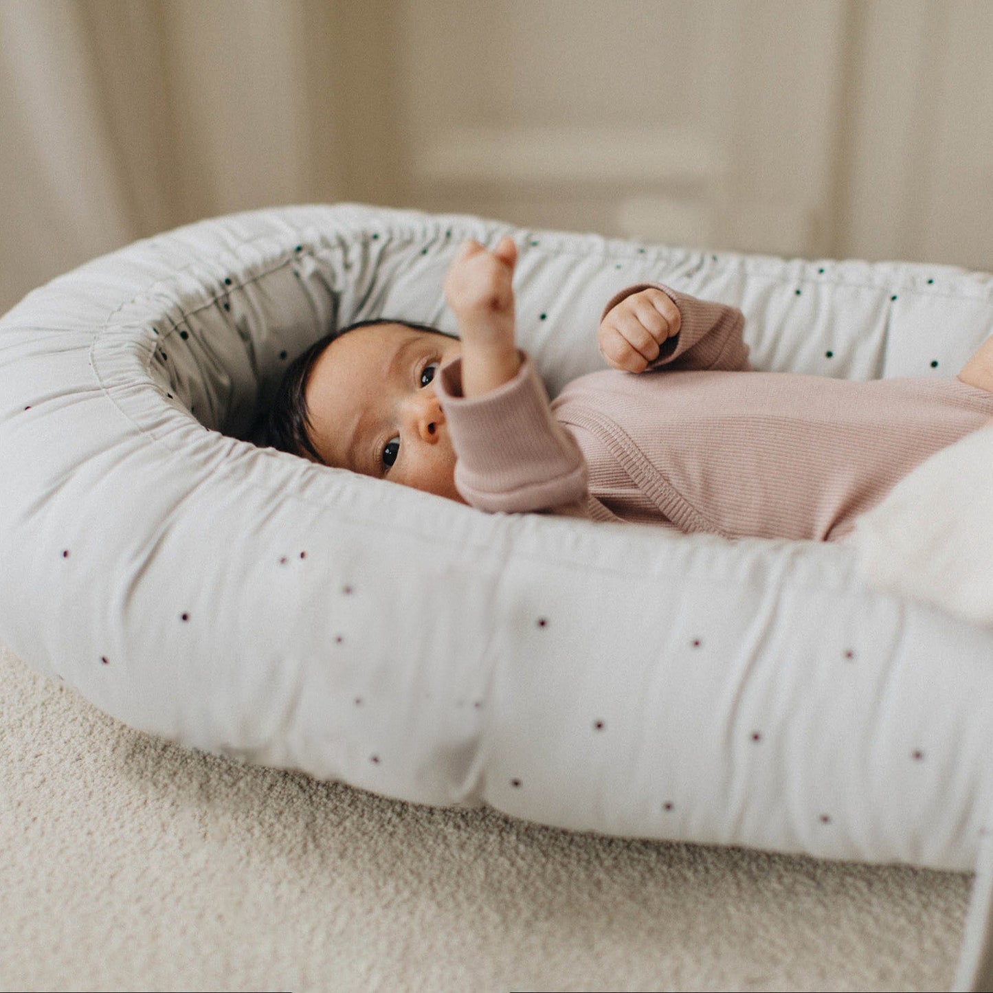 Little Angel - Baby  Portable Lounger Nest – Newborn Infant Sleeper Pod Bed