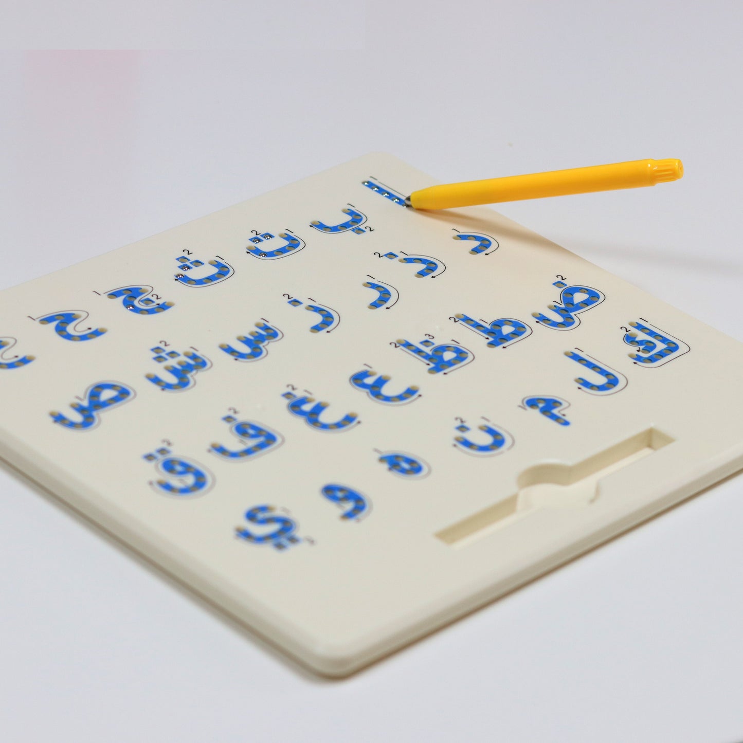 Teach Me Letters – Magnetic Writing Board (Arabic Letters)